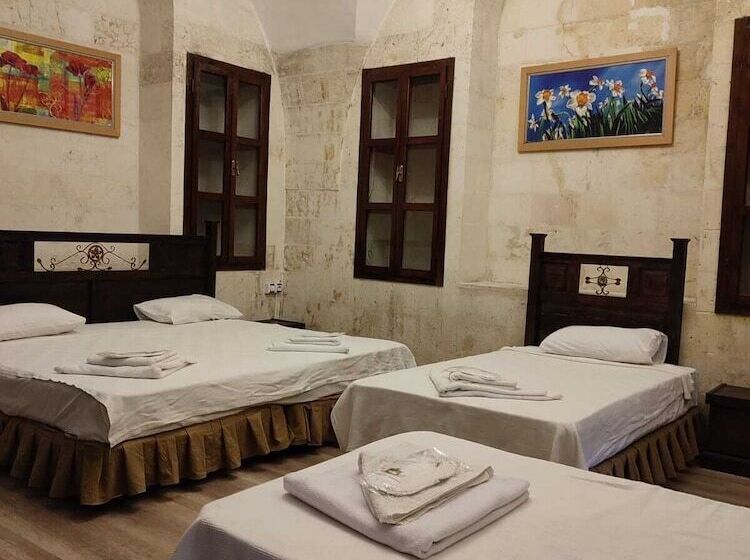 پانسیون Joselin