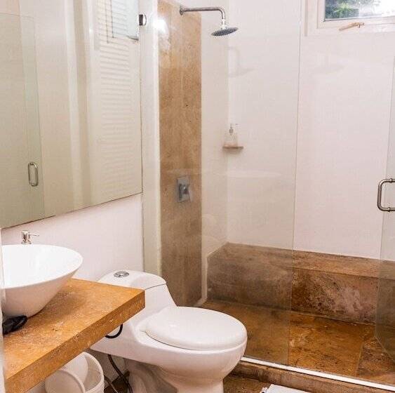 פנסיון La Puerta Azul