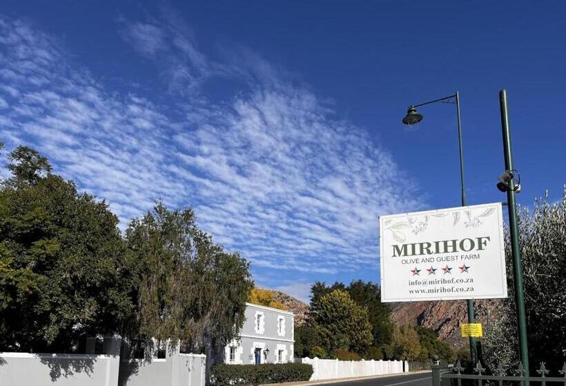 펜션 Mirihof Retreat And Olive Estate