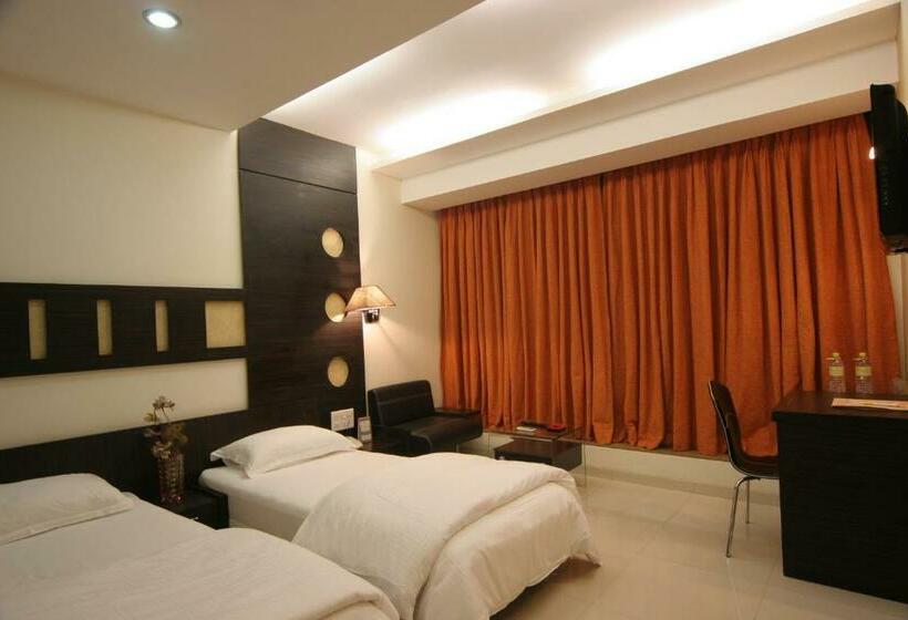 Pride Biznotel Alkapuri Near Vadodara Airport