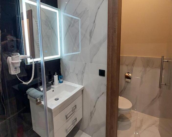 Silver Dawn Apartments