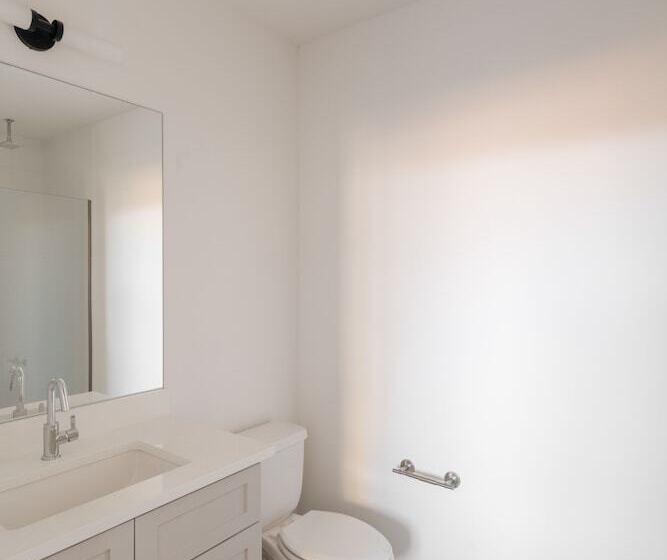 The Grove By Avantstay