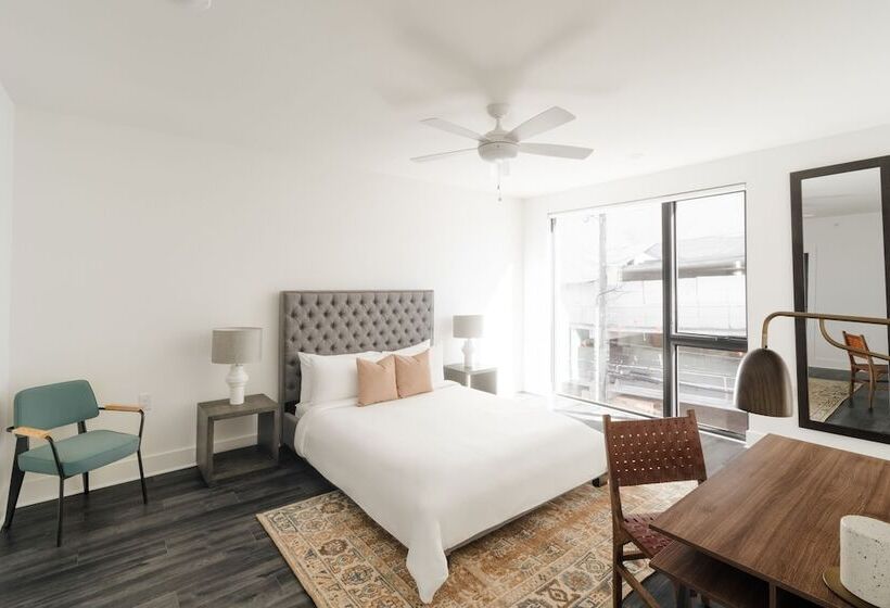 The Grove By Avantstay