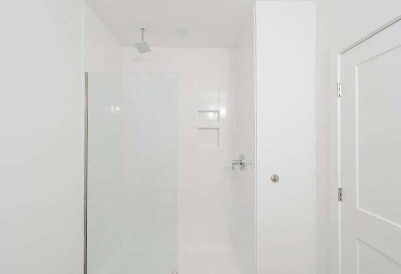 The Grove By Avantstay