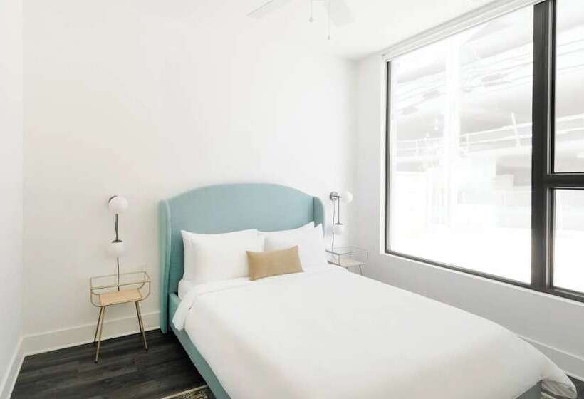 The Grove By Avantstay