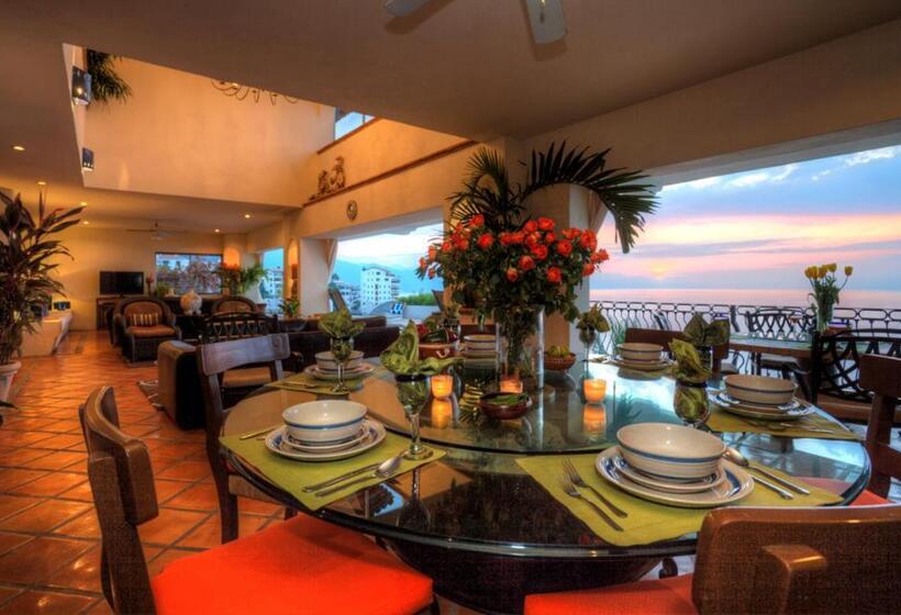 Villa In Conchas Chinas Vallarta