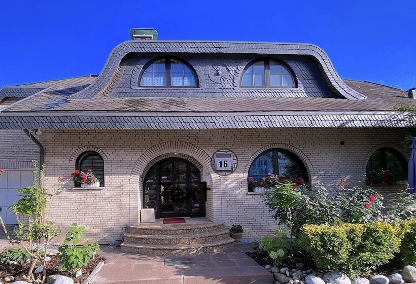 Bed and Breakfast Villa Orchard Frankfurt