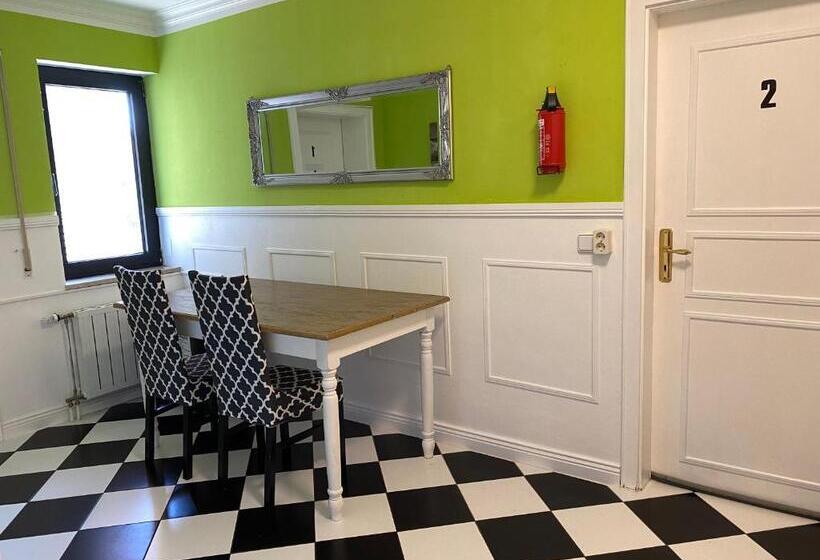 Bed and Breakfast Villa Orchard Frankfurt