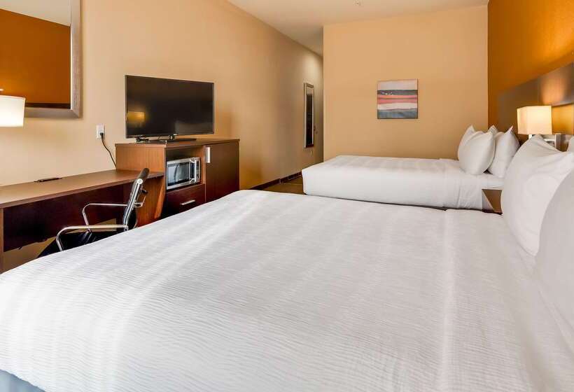 Best Western St. Louis Airport North Hotel & Suites