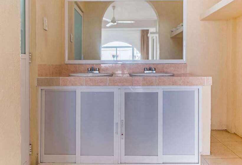 Capital O Hotel El Mejicano, Acapulco