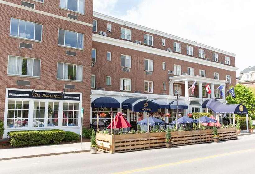 Capitol Plaza Hotel Montpelier Tapestry Collection By Hilton