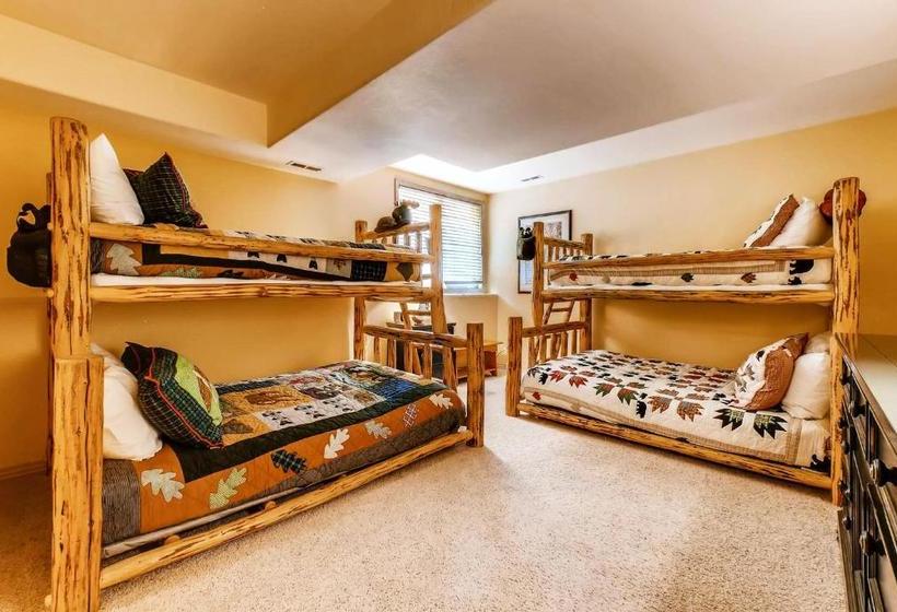 Cascades Townhomes By Steamboat Resorts