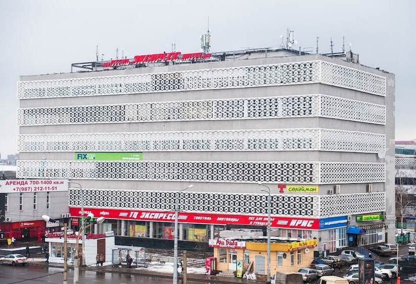 Express Hotel & Hostel