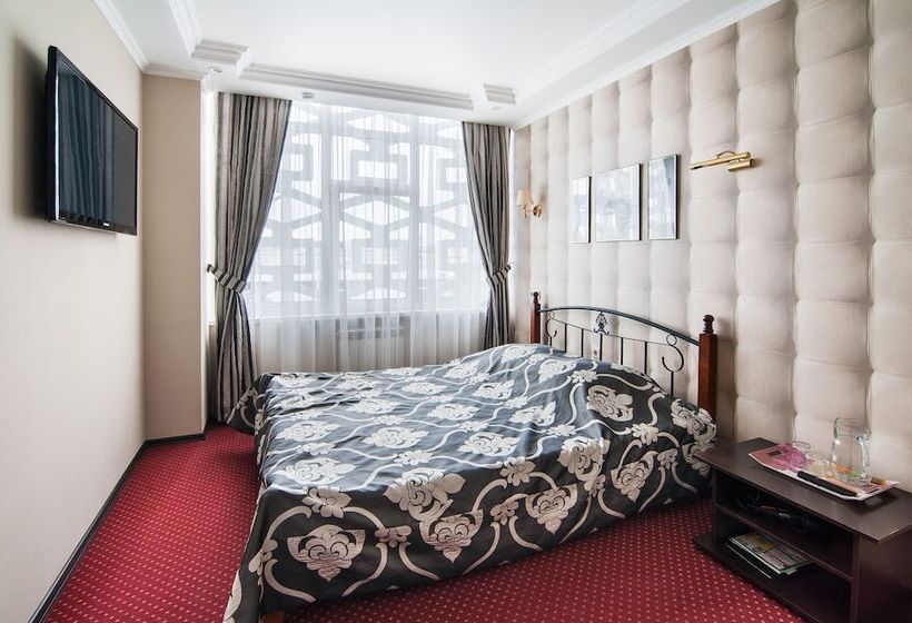 Express Hotel & Hostel