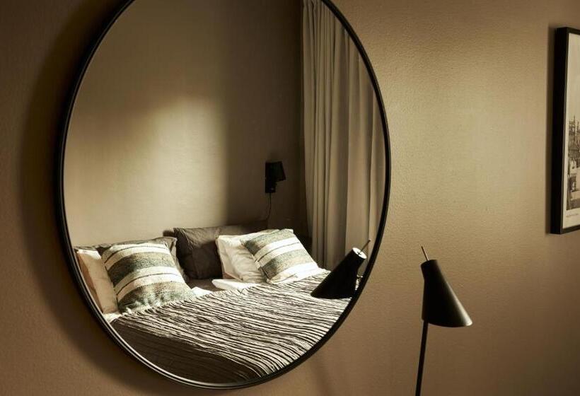 Hasse På Sjökanten Hotell & Restaurang