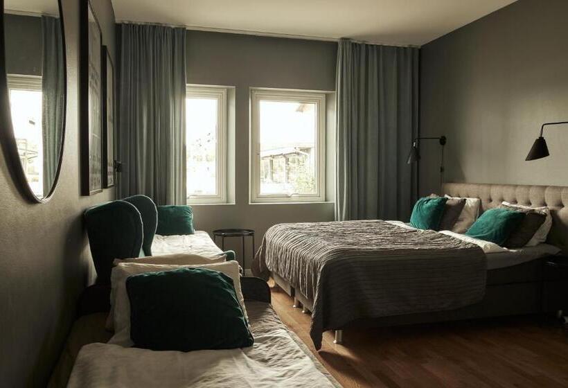 Hasse På Sjökanten Hotell & Restaurang
