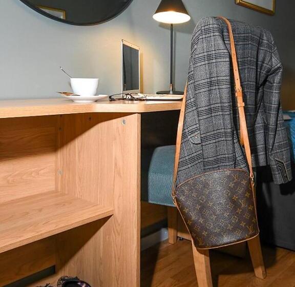 Hasse På Sjökanten Hotell & Restaurang