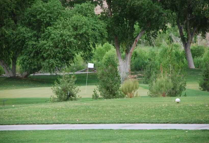 Historic Beaver Dam Lodge, Golf & Rv Resort