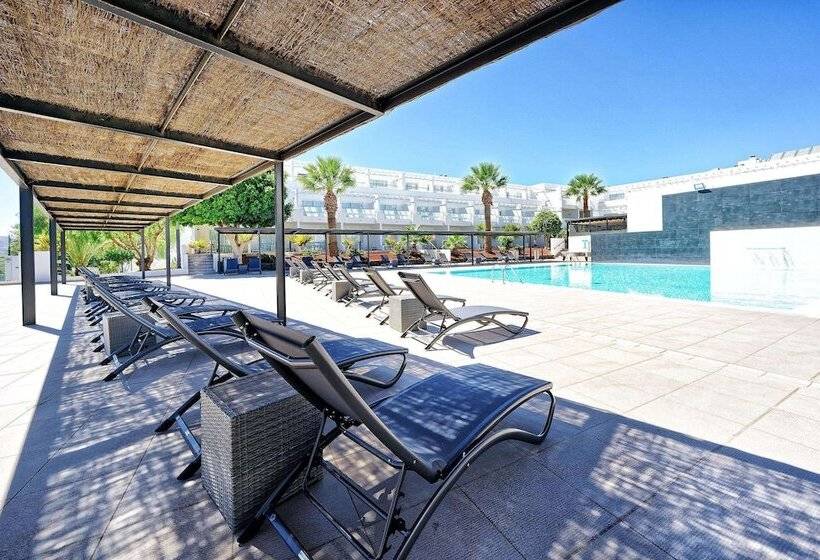 Отель Aequora Lanzarote Suites