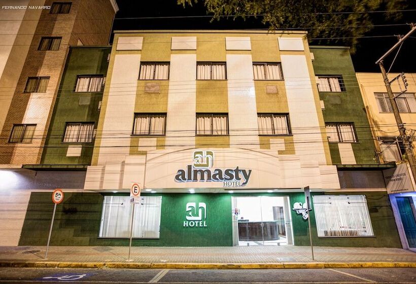 酒店 Almasty