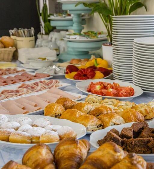 ホテル Aviano Palace