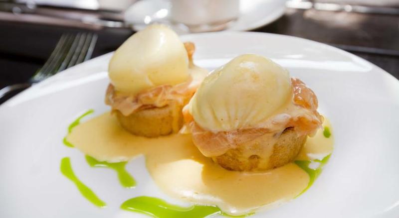 فندق Bastion Luxury