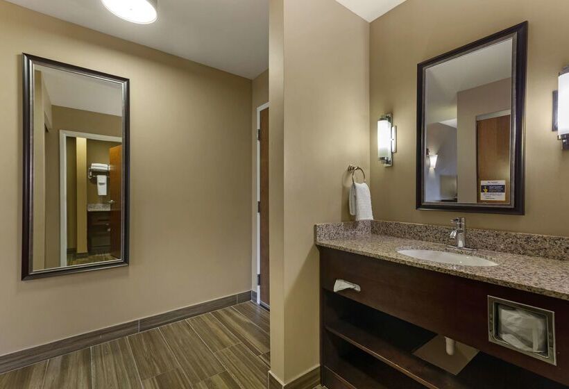 Best Western Plus Miami Executive Airport Hotel And Suites