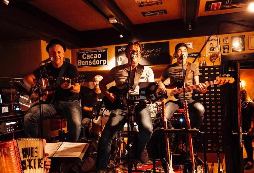 בית מלון כפרי Brauhaus Breznik