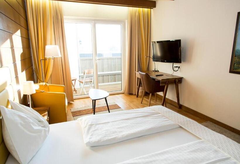 בית מלון כפרי Brauhaus Breznik