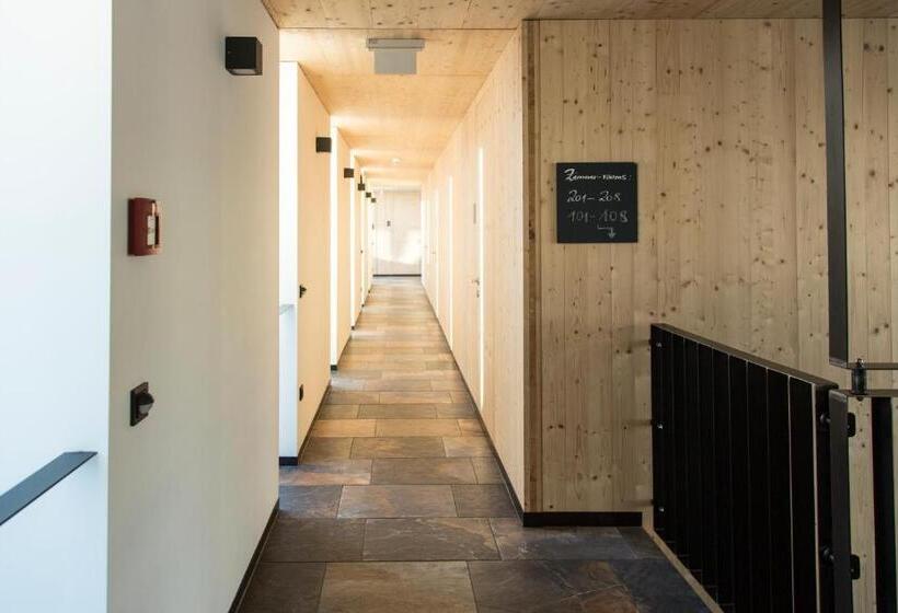 בית מלון כפרי Brauhaus Breznik