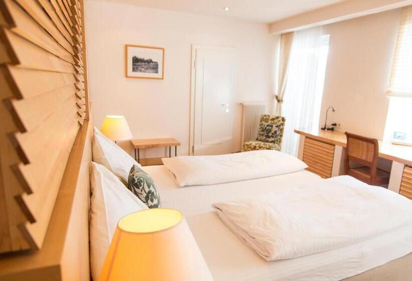 فندق Brauhaus Breznik