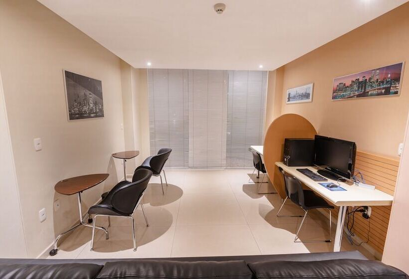 فندق Caiua Express