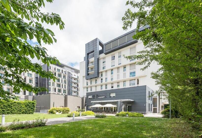 هتل Camplus Turro Casa Per Ferie