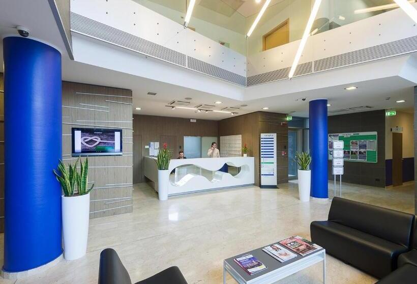 هتل Camplus Turro Casa Per Ferie