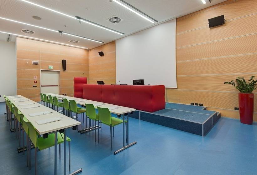 هتل Camplus Turro Casa Per Ferie