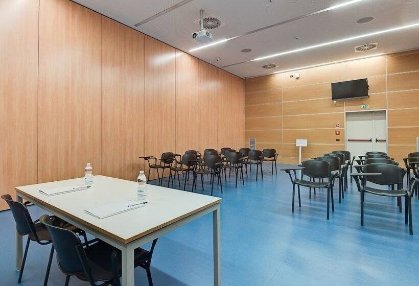 هتل Camplus Turro Casa Per Ferie