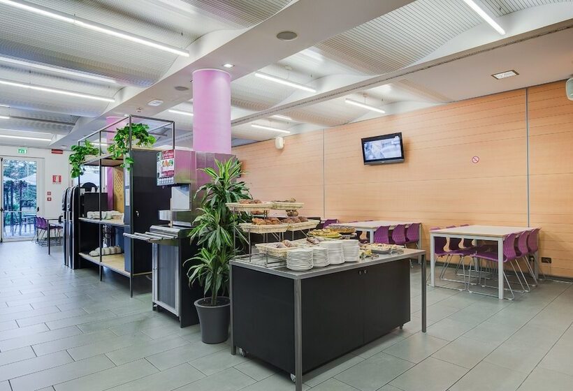 هتل Camplus Turro Casa Per Ferie