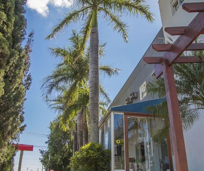 فندق Casablanca Suites