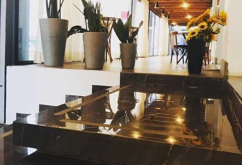 فندق Casablanca Suites