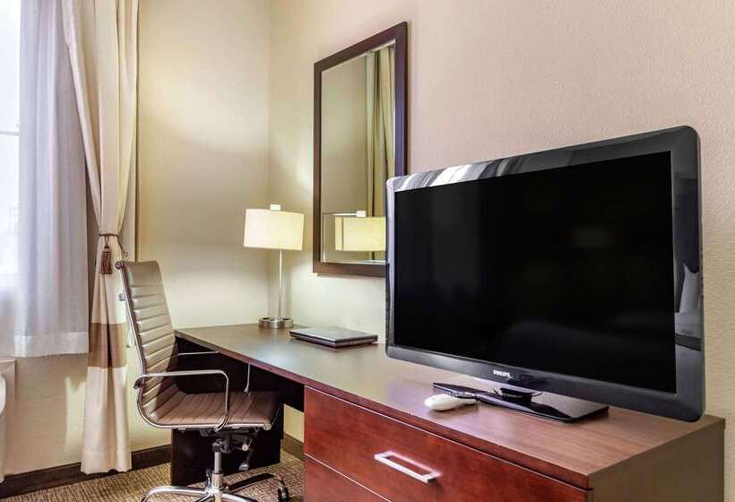 ホテル Comfort Inn & Suites Lakeside