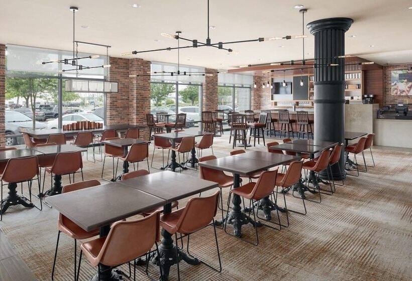 ホテル Courtyard By Marriott Portland Downtown/waterfront