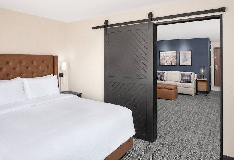 ホテル Courtyard By Marriott Portland Downtown/waterfront