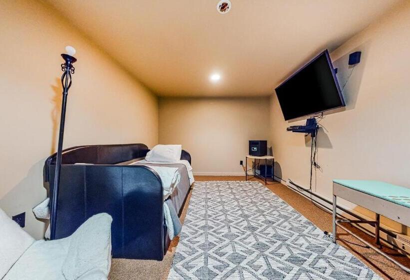 هتل Crail Creek 607