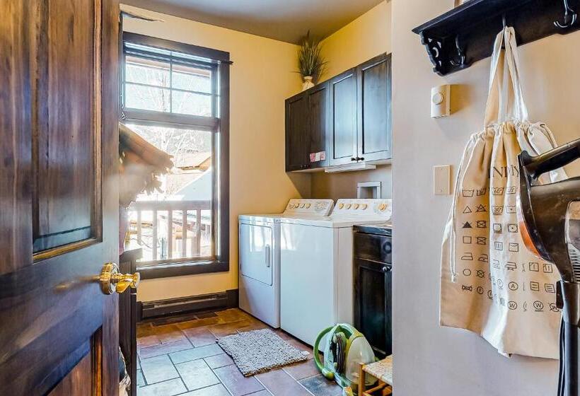 בית מלון כפרי Crail Creek 607