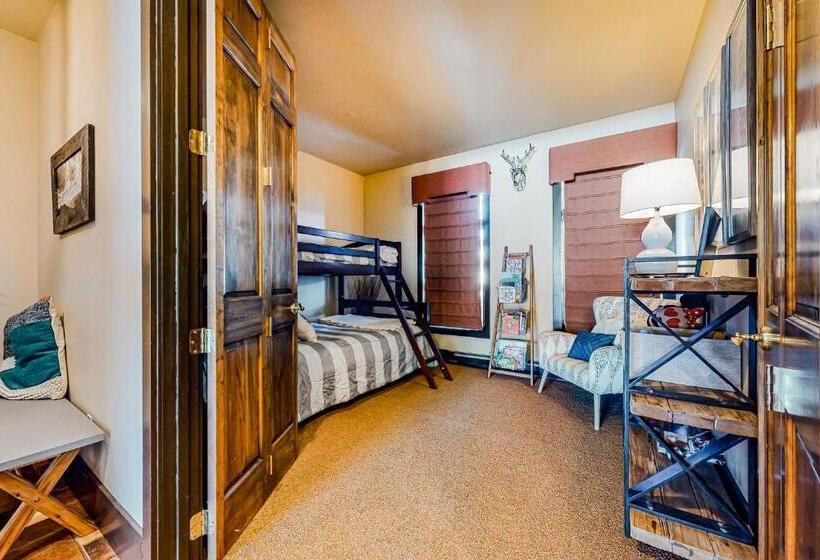 בית מלון כפרי Crail Creek 607