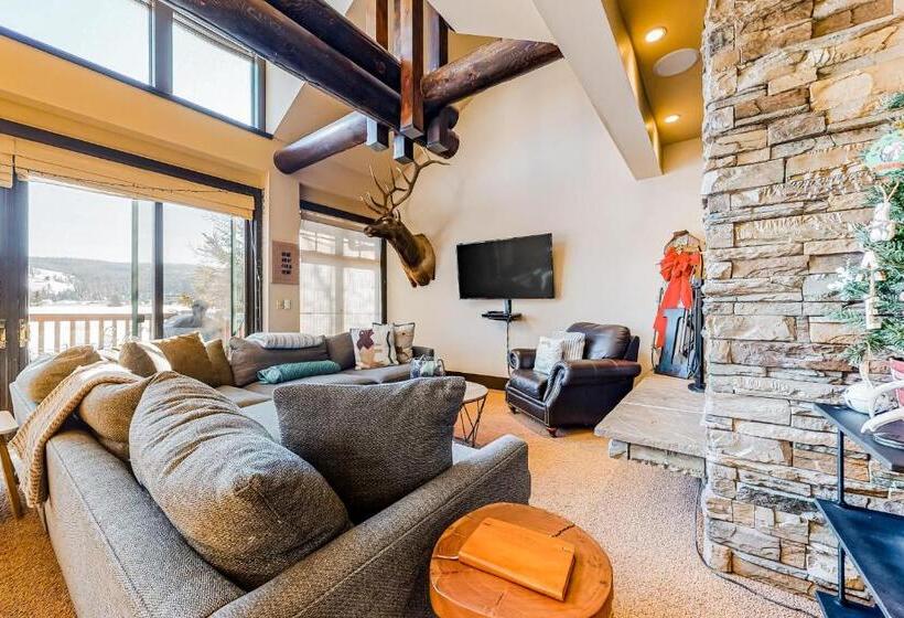 هتل Crail Creek 607