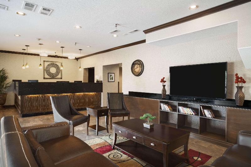 فندق Days Inn By Wyndham Lacey Olympia Area