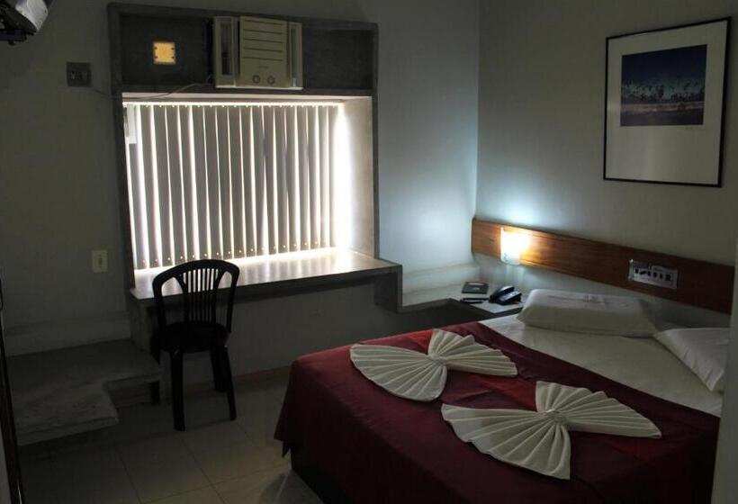 בית מלון כפרי Delta