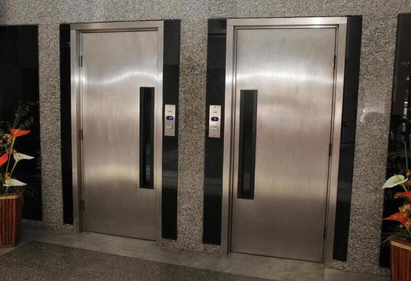 בית מלון כפרי Delta