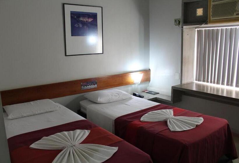 בית מלון כפרי Delta